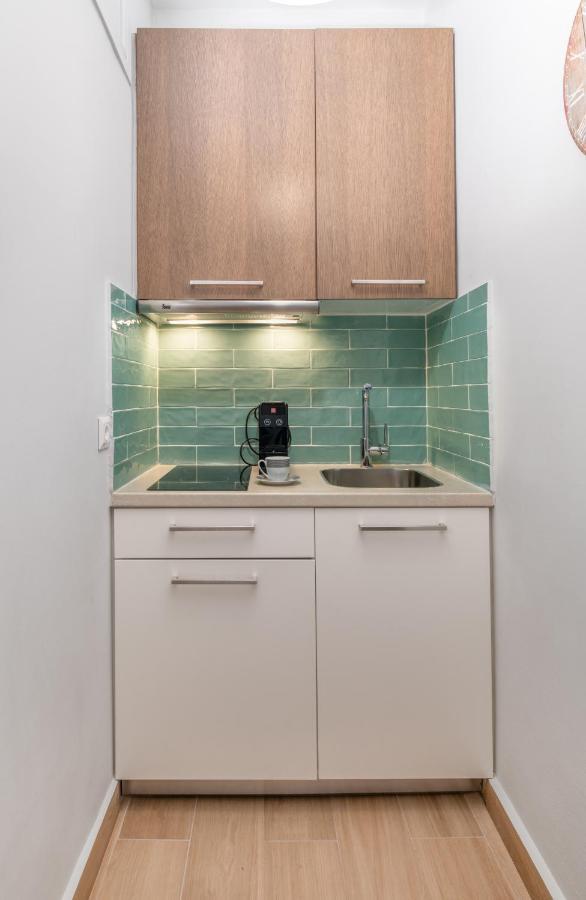 Central Green Studio Apartment